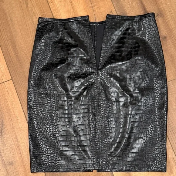 Pencil skirt in croc-embossed faux leather JCrew size 8 - Picture 6 of 9